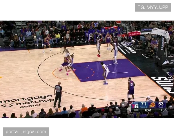 太阳布克中投能力提升至127如何影响球队半场进攻战术选择